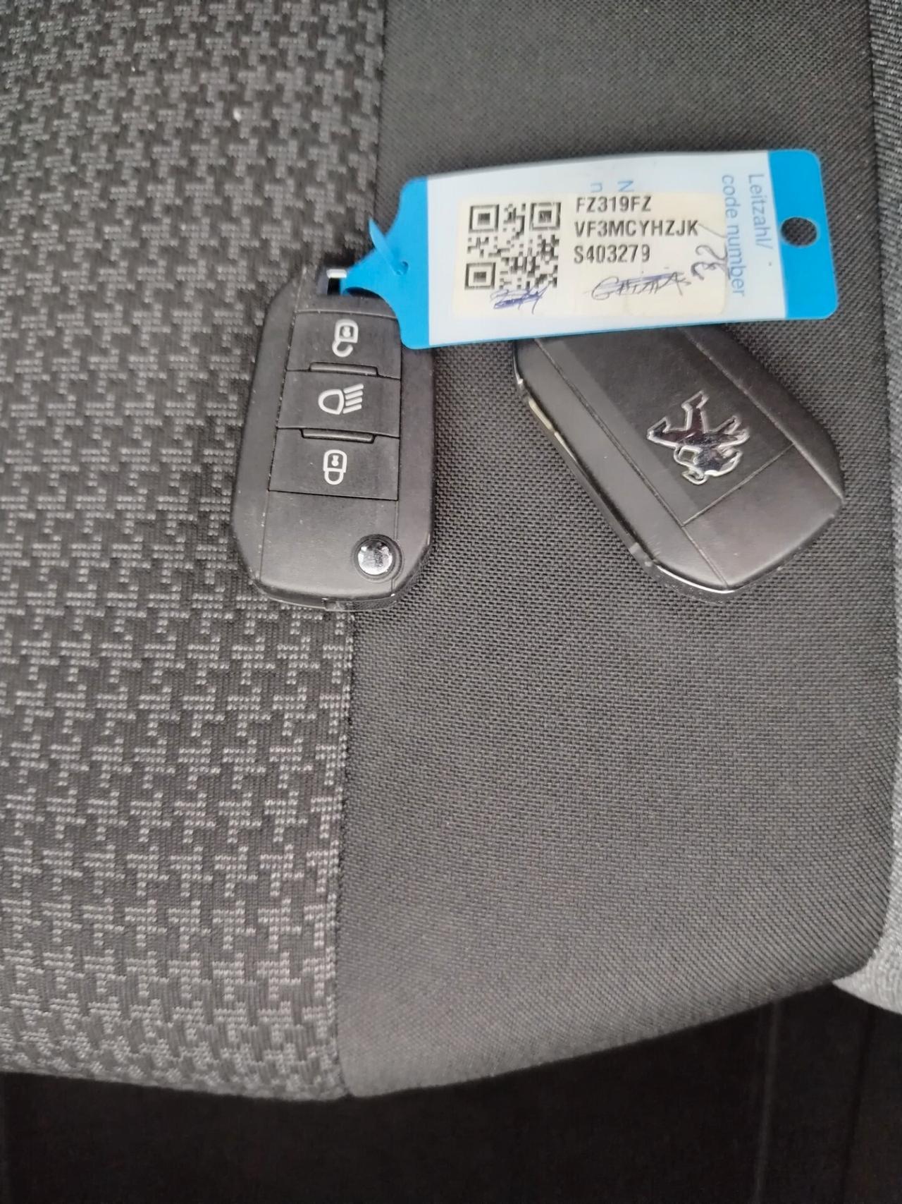 Peugeot 3008 BlueHDi 130 S&S Business