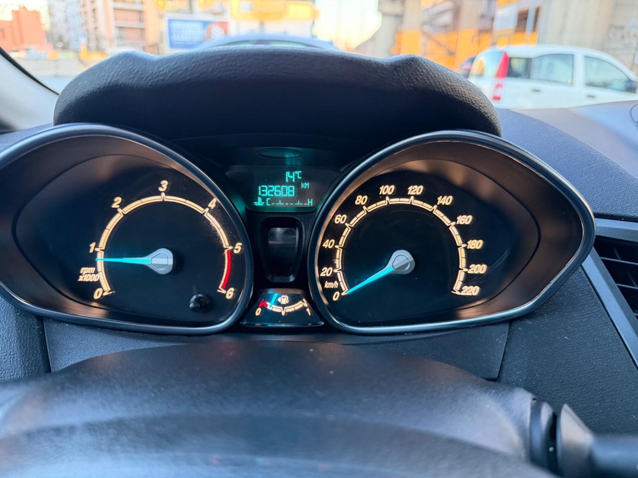 Ford Fiesta 1.5 TDCi 75 cv 2013 Gancio Traino