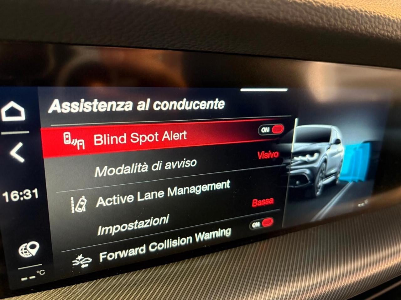 Alfa Romeo Stelvio VELOCE 2.2 Turbodiesel AT8 Q4 SPOTICAR