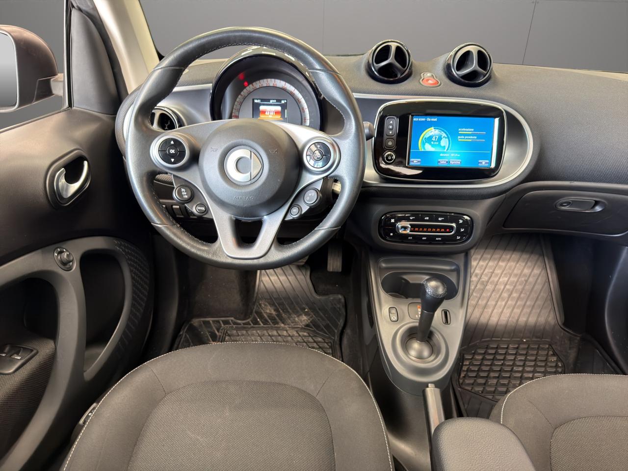 Smart fortwo coupe 0.9 Passion Turbo 90cv - Unico proprietario - Promo finanziamento - Cerchi in lega - Luci Led - Tetto panoramico - Schermo touch