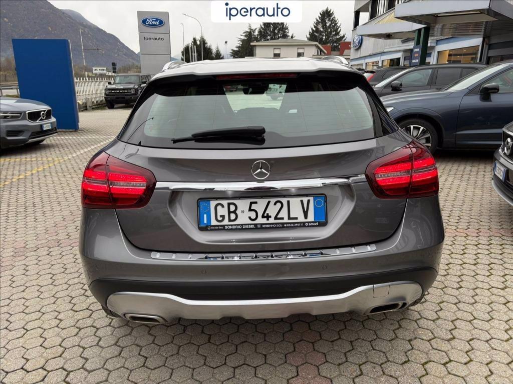 MERCEDES GLA 220 Sport 4matic auto del 2019