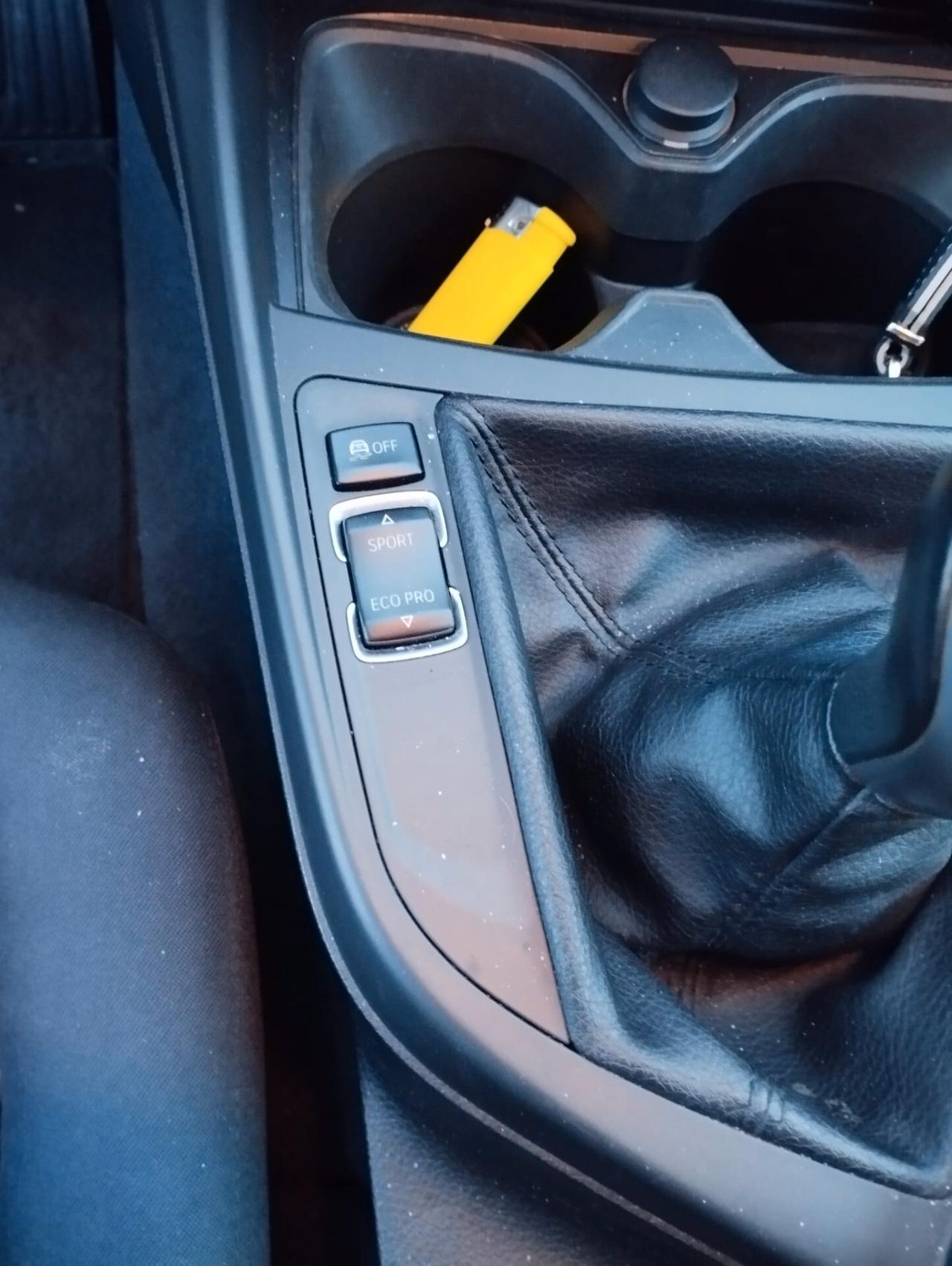 Bmw 116 116d 5p. Urban