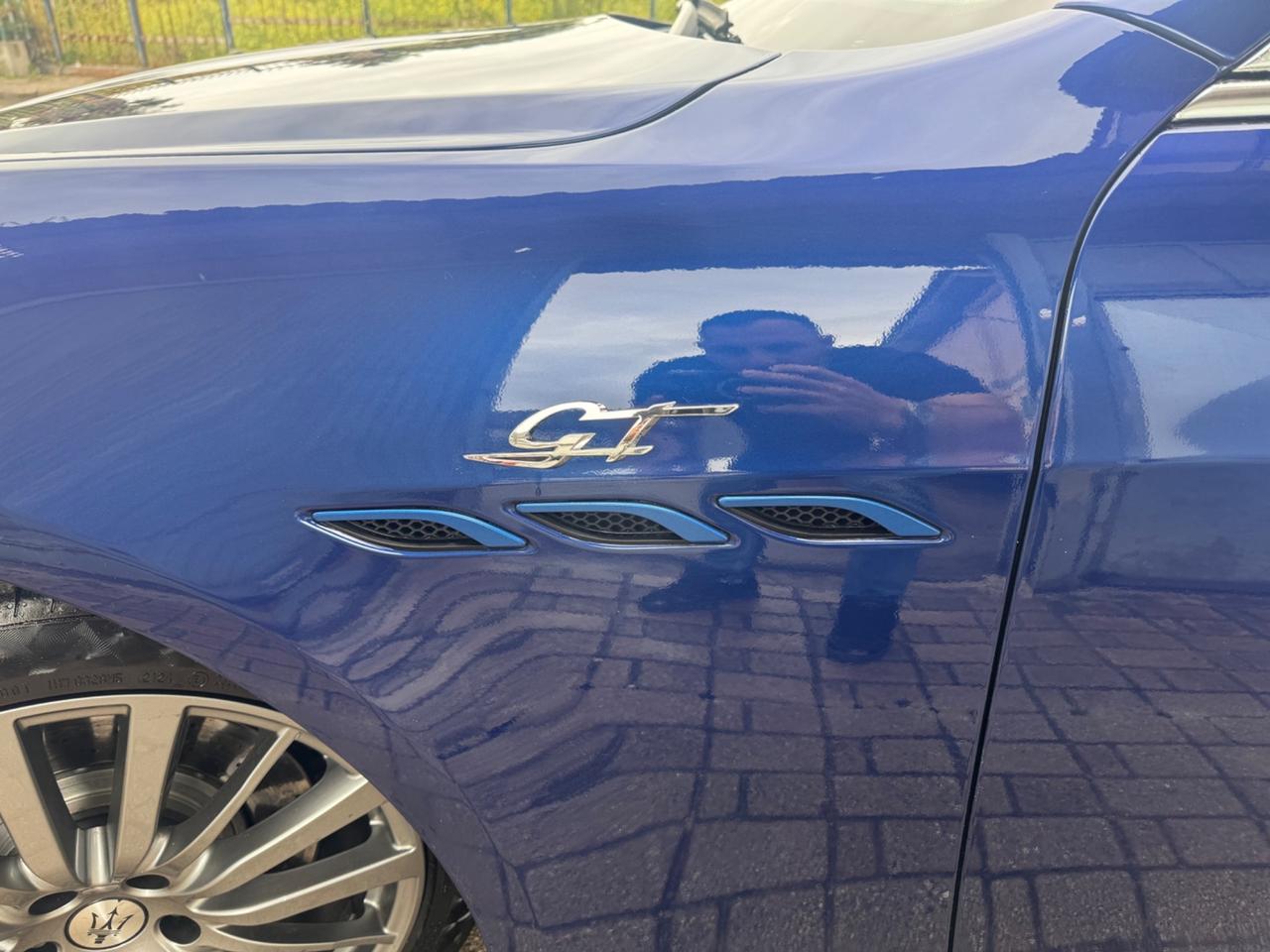 Maserati Ghibli 330 CV MHEV GT