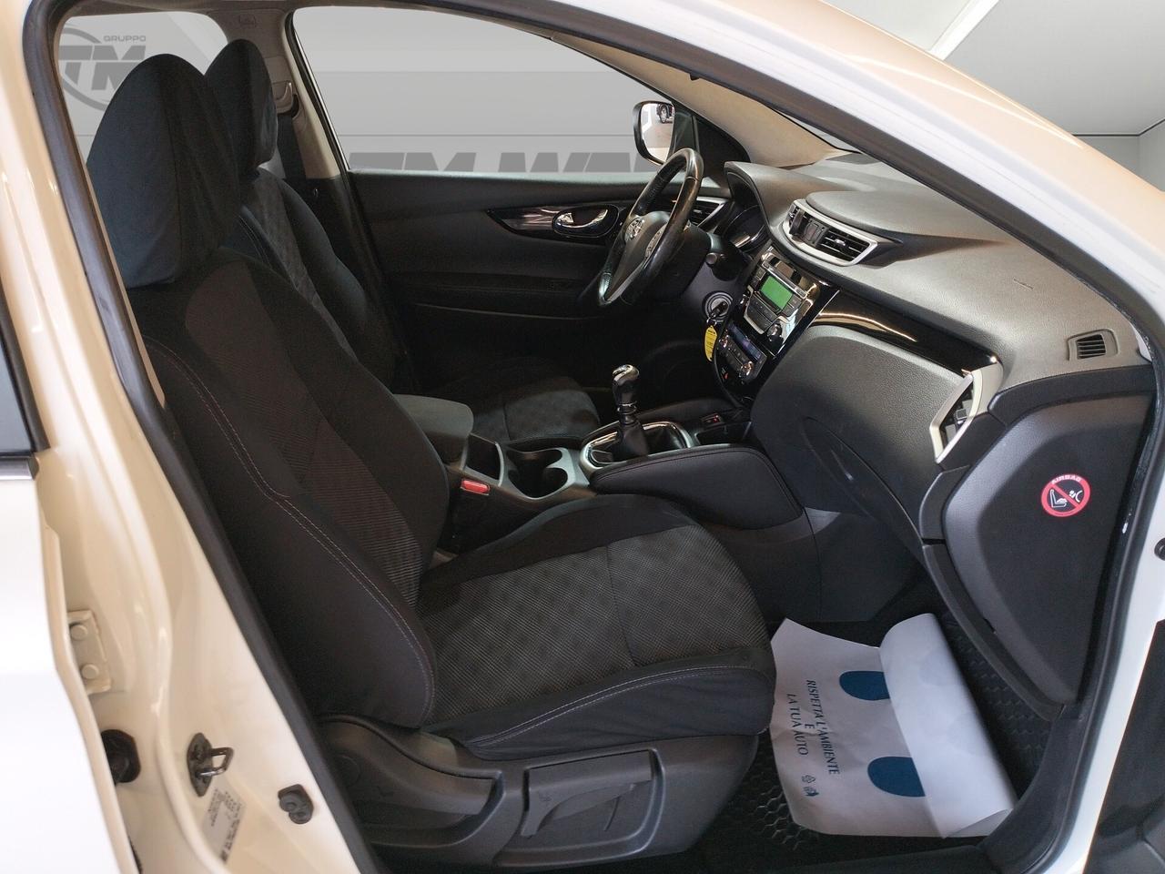 Nissan Qashqai 1.5 dci Visia 110cv