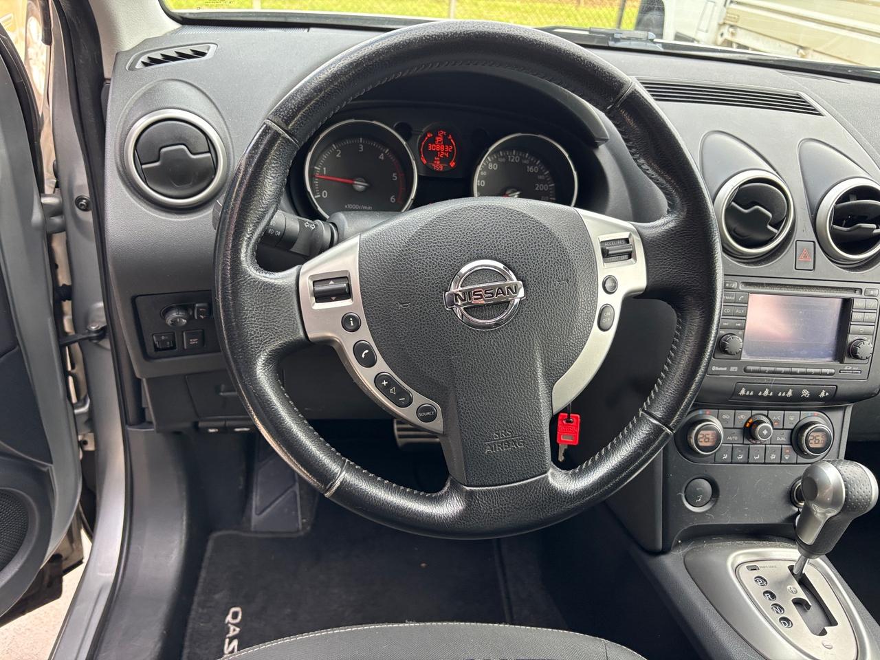 Nissan Qashqai 2.0 dCi DPF 4WD Tekna