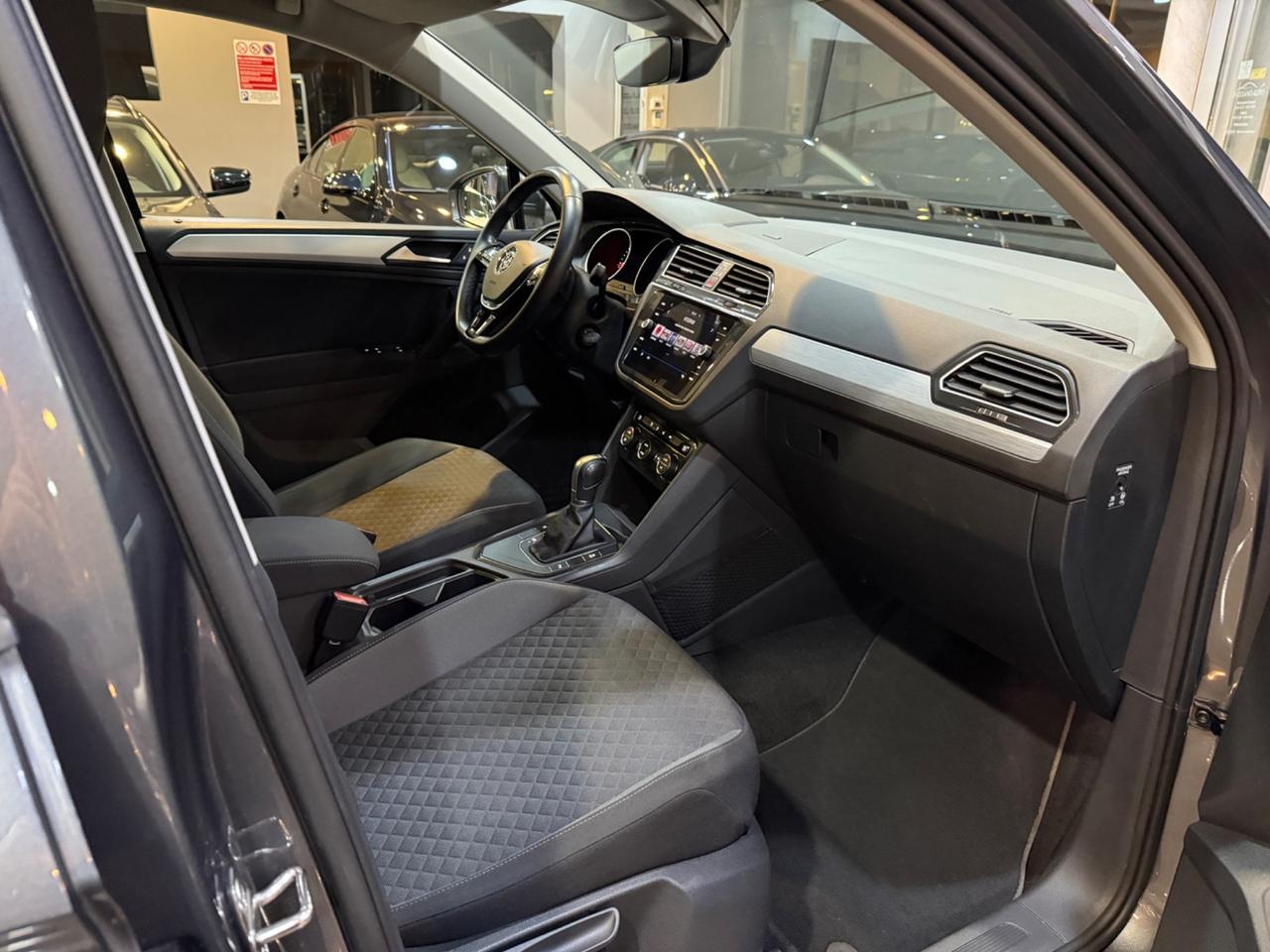 Volkswagen Tiguan 2.0 tdi Sport 150cv dsg 99.000 KM!!