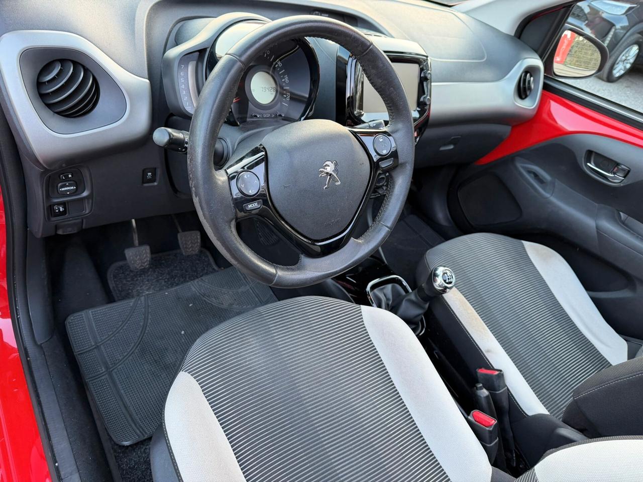 Peugeot 108 VTi 68 5 porte Active TOP!