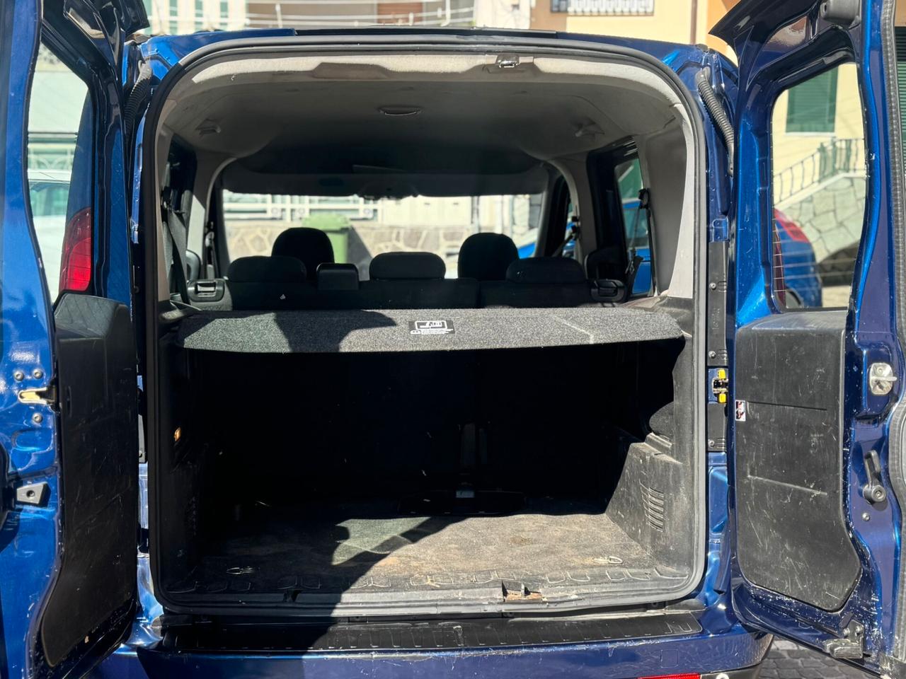 Fiat Doblo 1.6 MJT 105CV Lounge