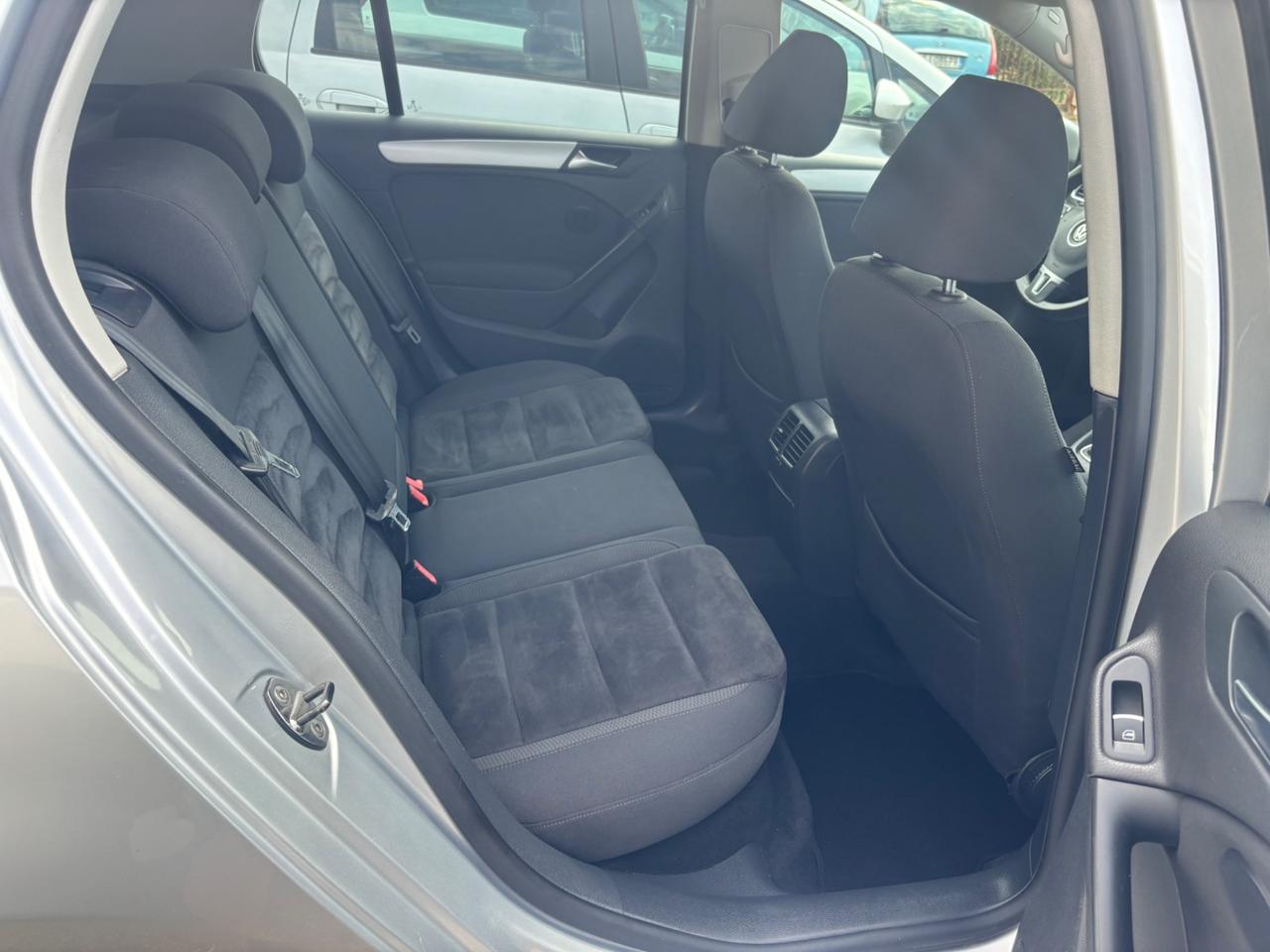 Volkswagen Golf 1.6 TDI DPF 5p. Highline