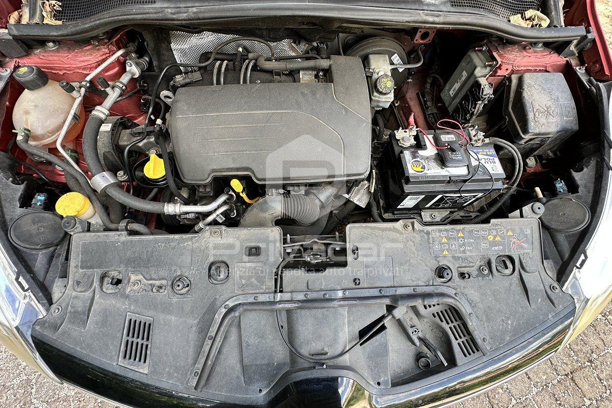 RENAULT Clio 1.2 75CV 5 porte Zen