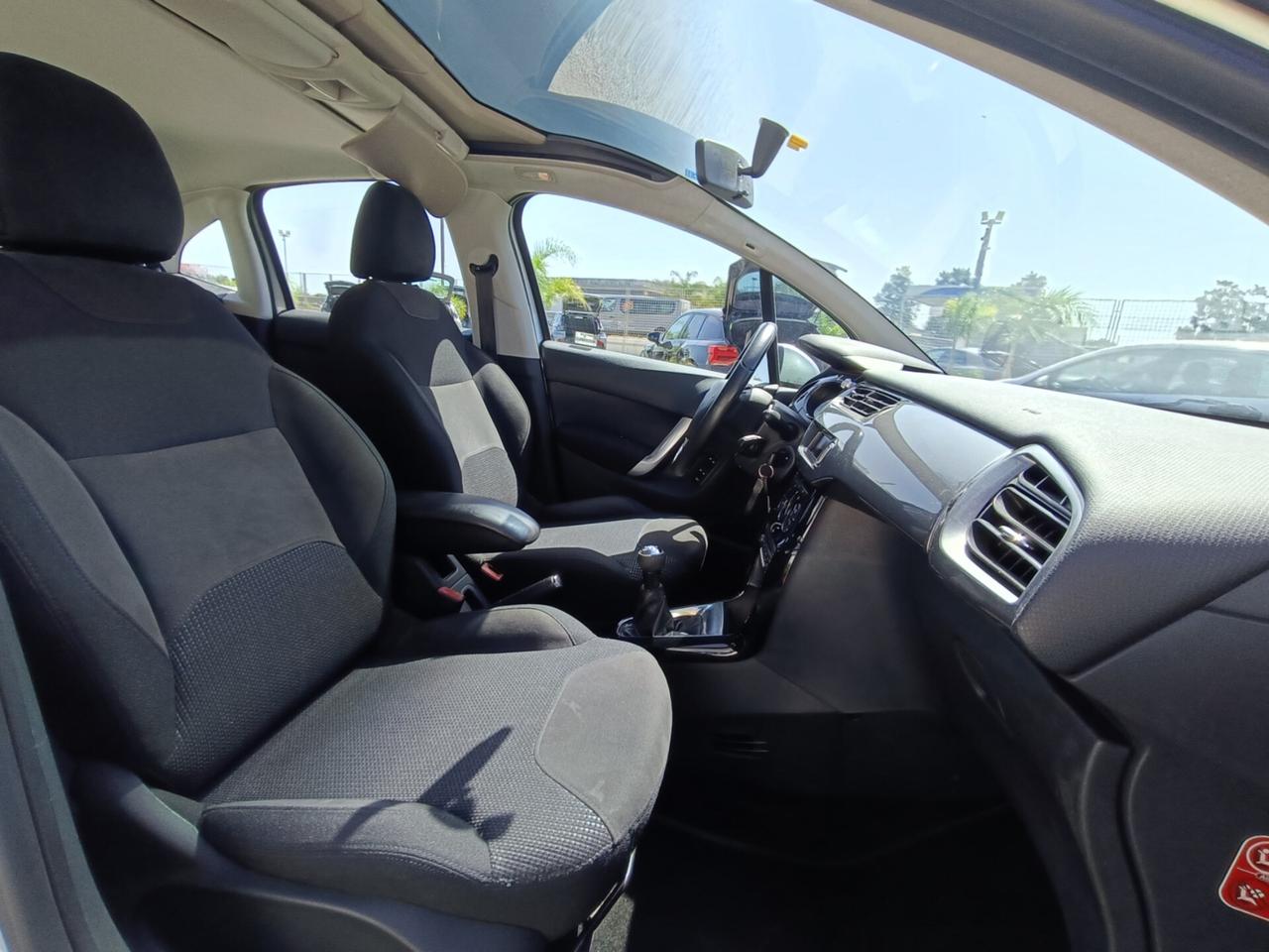 Citroen C3 1.2 VTi 82 Exclusive - 2013