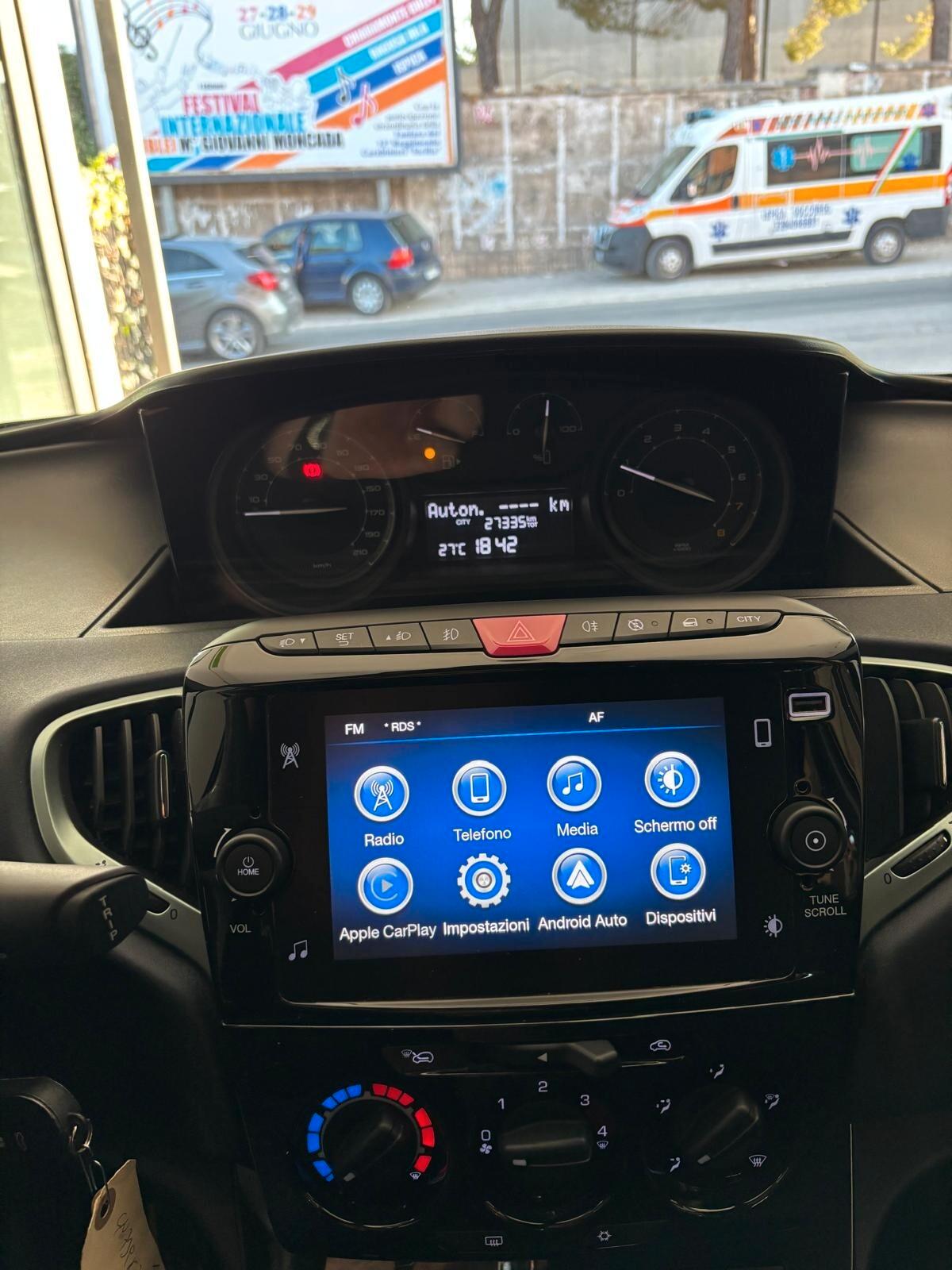 Lancia Ypsilon 1.0 FireFly 5 porte S&S Hybrid Gold Plus