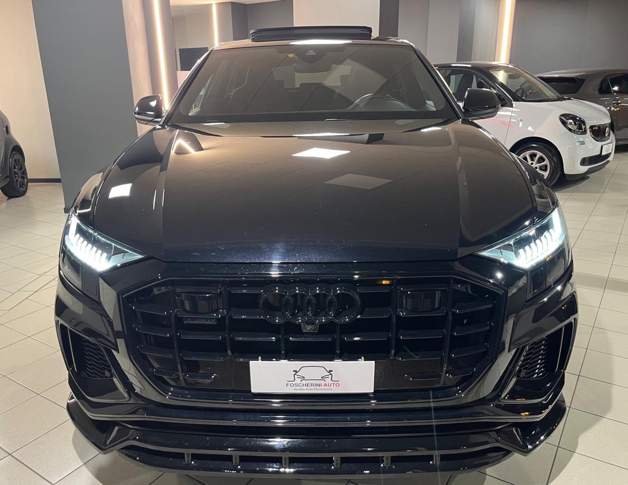 Audi Q8 45 TDI quattro S-Line Matrix/Tetto iva ESPOSTA!!