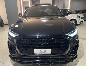 Audi Q8 45 TDI quattro S-Line Matrix/Tetto iva ESPOSTA!!