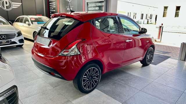 Lancia Ypsilon 1.0 firefly 70CV hybrid Gold + Neopatentato