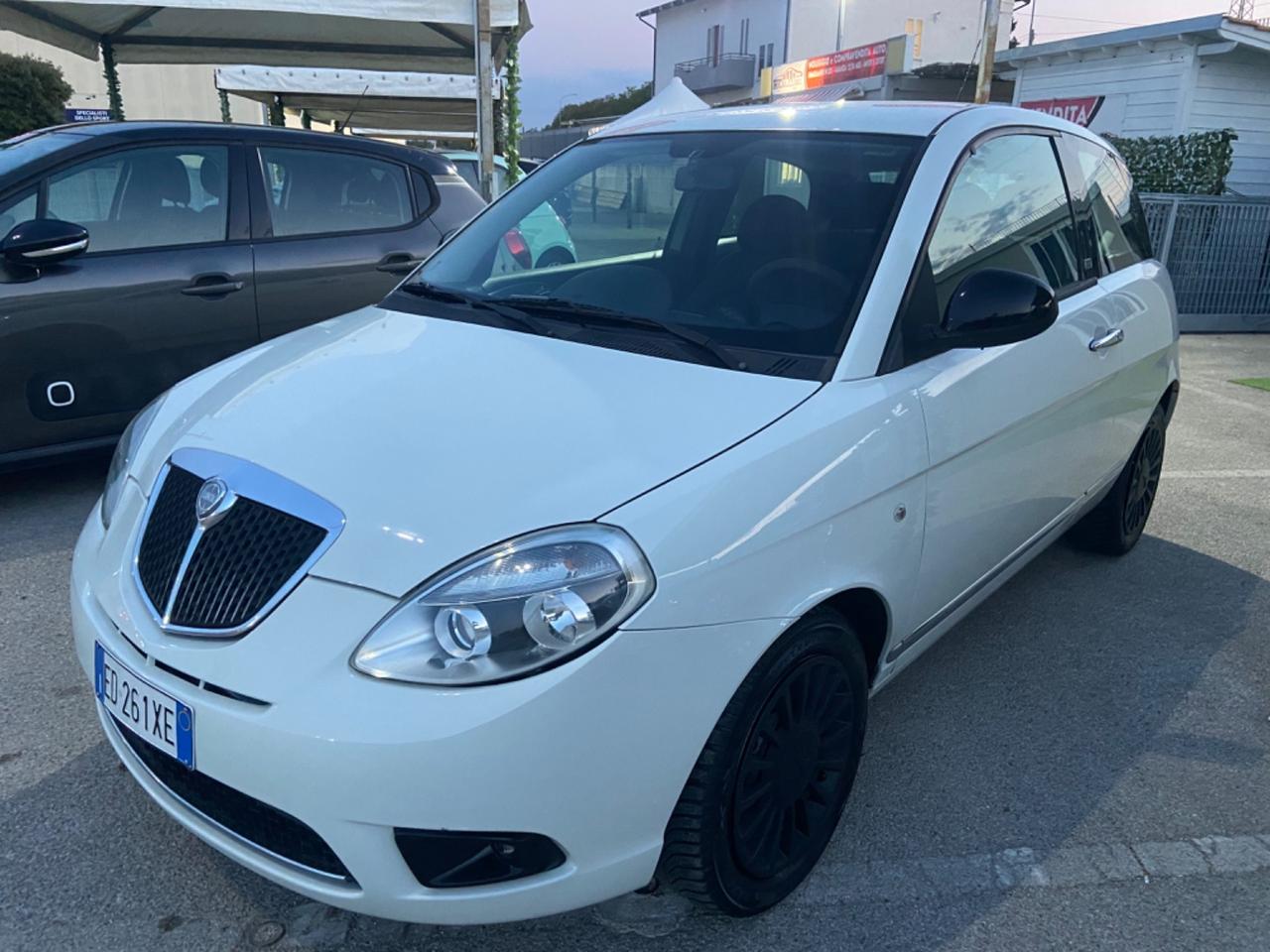 Lancia Ypsilon Diesel 1.3 MJT 75 CV DIVA
