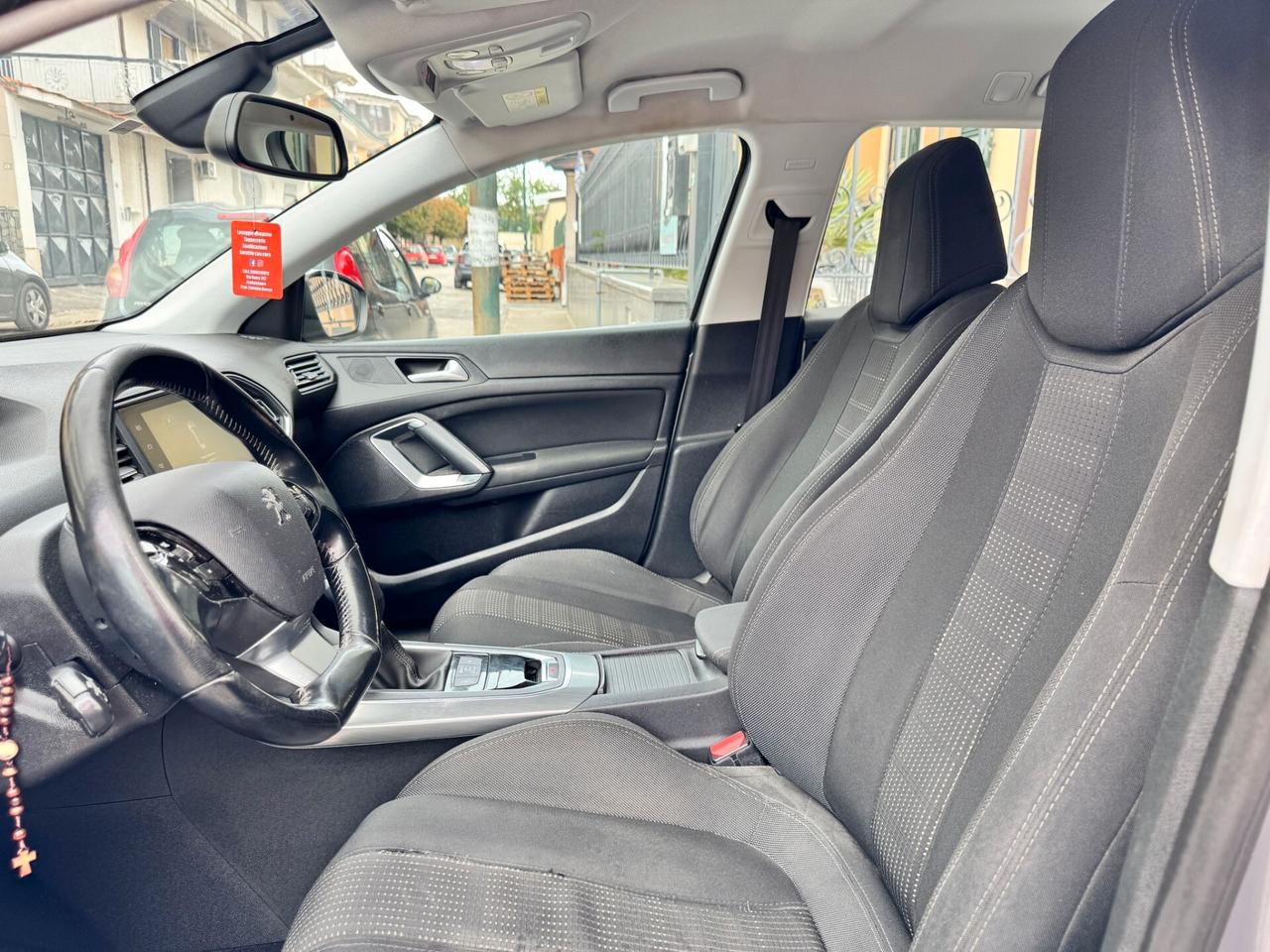 Peugeot 308 BlueHDi 120 S&S EAT6 SW Allure
