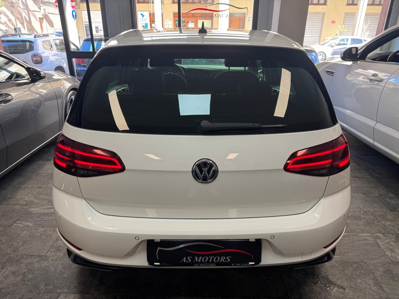 VOLKSWAGEN GOLF 7.5 2.0 TDI 150 CV DSG R-LINE