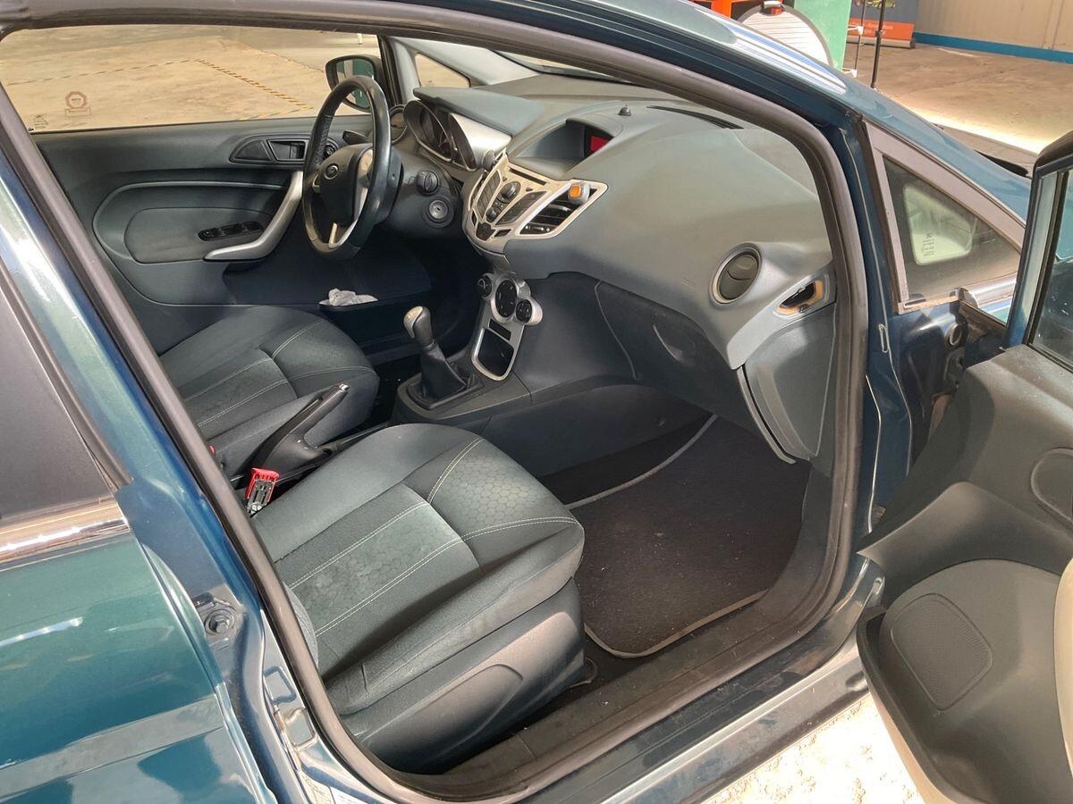 Ford Fiesta 1.4 5 porte Bz.- GPL Titanium