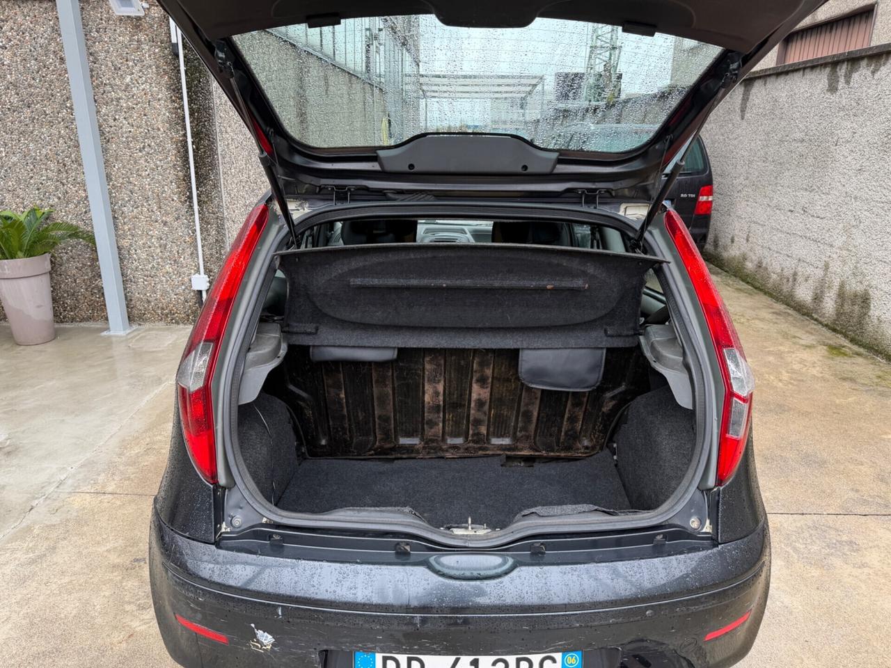 FIAT PUNTO 1.3MTJ COSUMI BASSI NEOPATENTATI