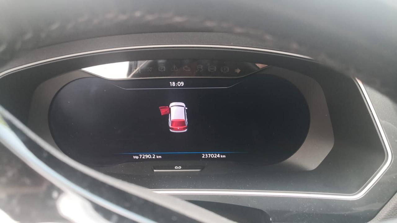 Volkswagen Tiguan 2.0 TDI SCR DSG Business BlueMotion Technology