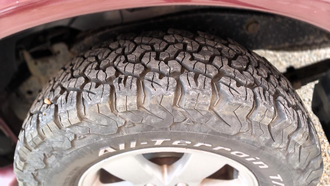 Isuzu D-Max 3.0 TD Aut+Gancio traino