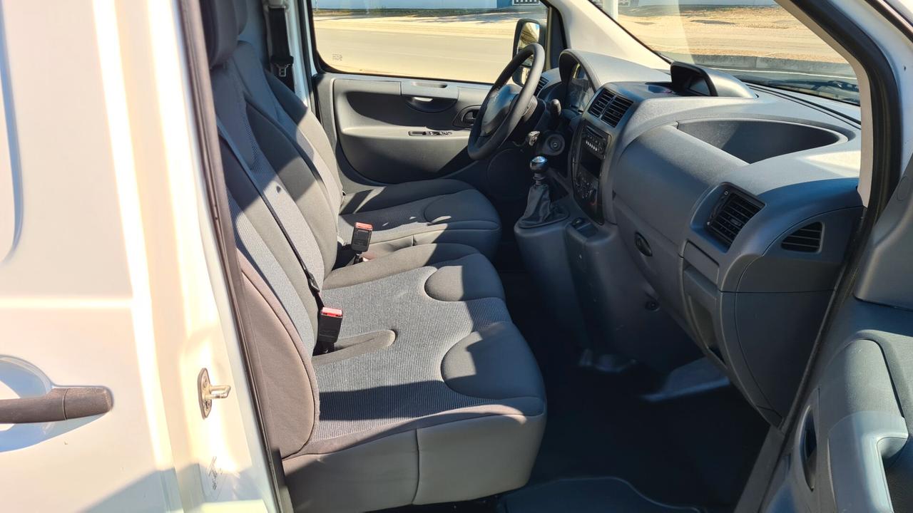 Peugeot Expert 2.0 HDi 125cv 11 QL H1L1 2014