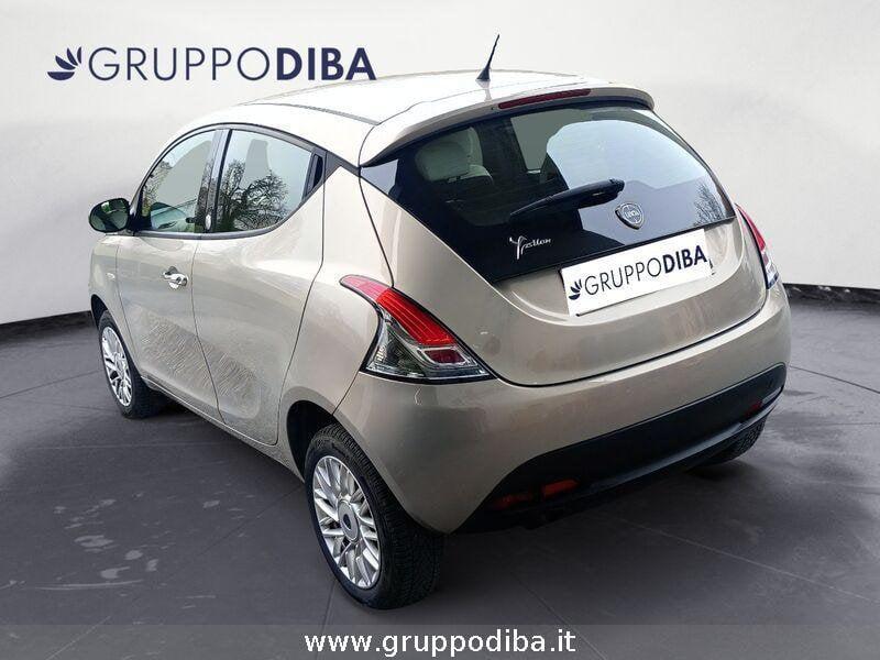 Lancia Ypsilon III 2011 Benzina 0.9 t.air gold ecochic metano 80cv
