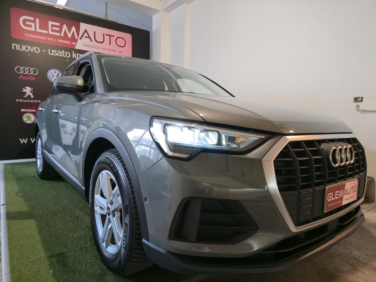 Audi Q3 35 TDI S tronic Business