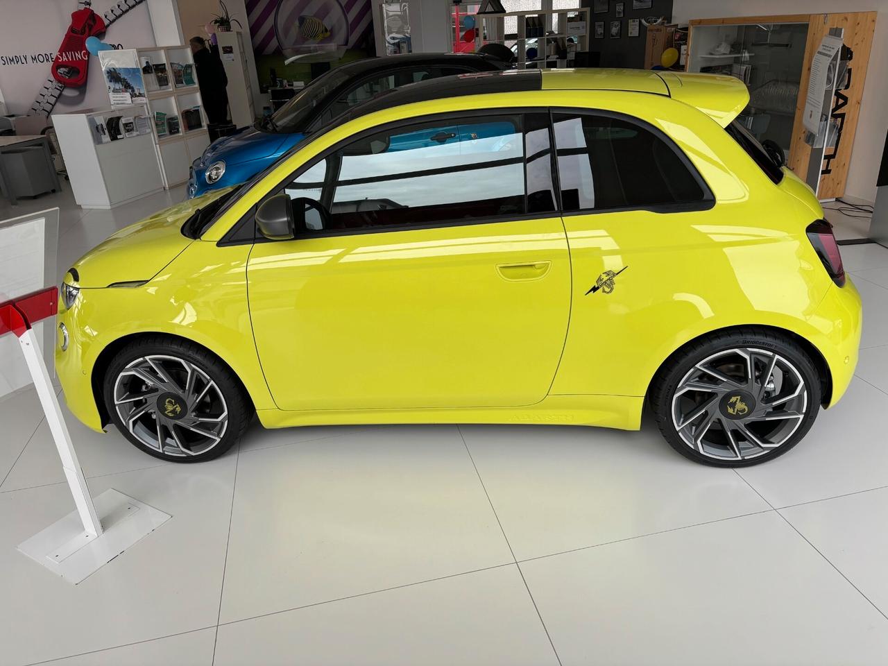 Abarth 500e Scorpionissima