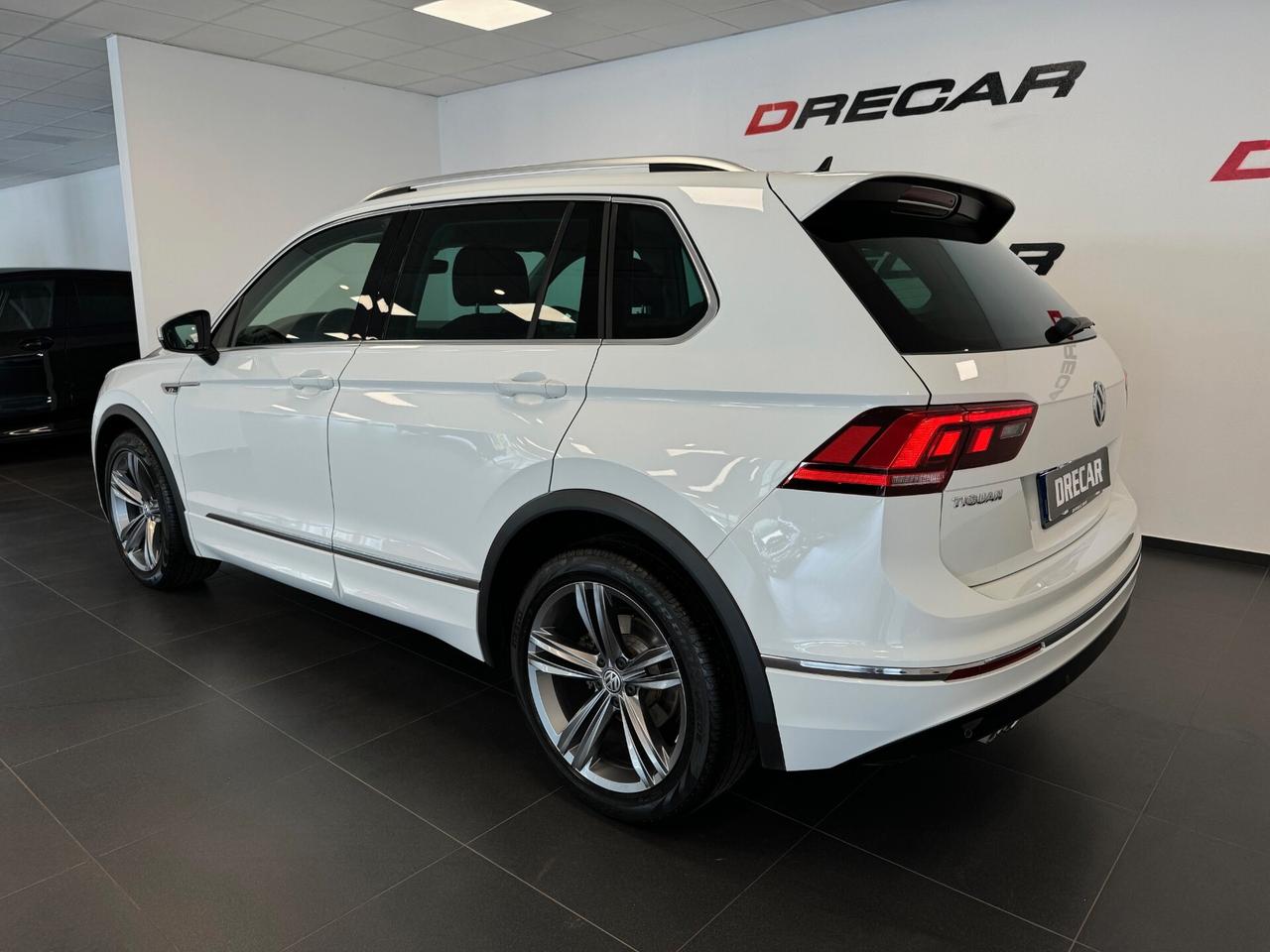 Volkswagen Tiguan 1.6 TDI SCR Sport BlueMotion R LINE UNIPROP.