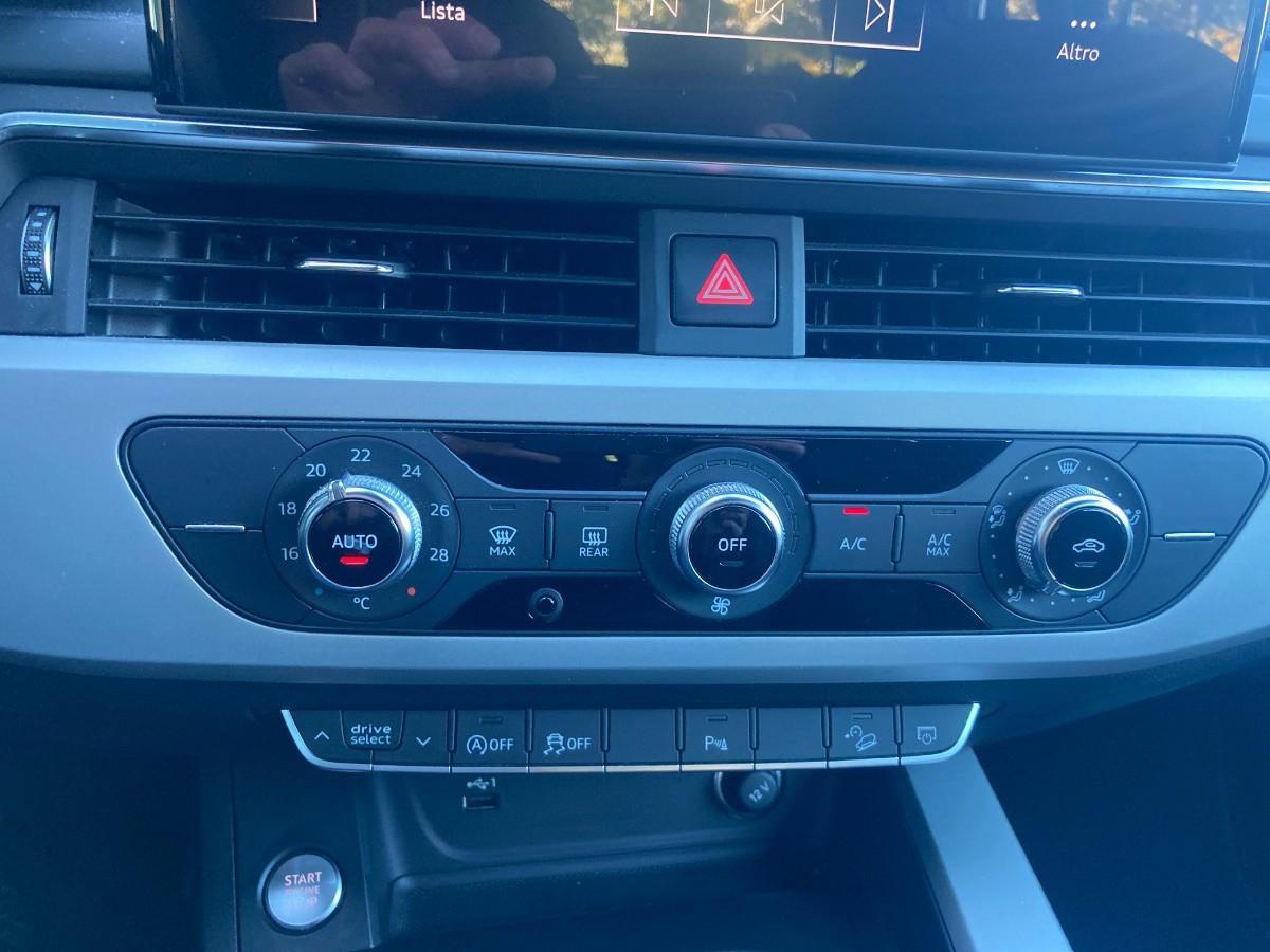 AUDI A4 Allroad 40TDI mhev Business Quattro 204cv s-tronic