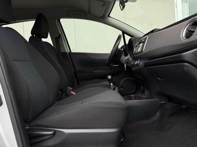 Toyota Yaris Yaris III 2011 5p 1.0