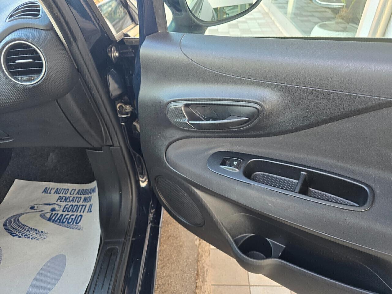 Fiat Punto 1.4 S&S 8V Metano Street 77cv NEOPATENTATI