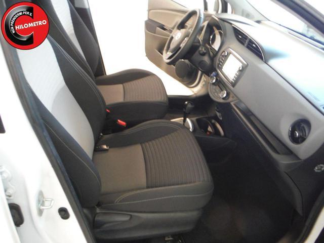 TOYOTA Yaris 1.5 Hybrid 5 porte Business