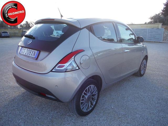 LANCIA Ypsilon 0.9 TwinAir 85 CV 5 porte S&S Gold