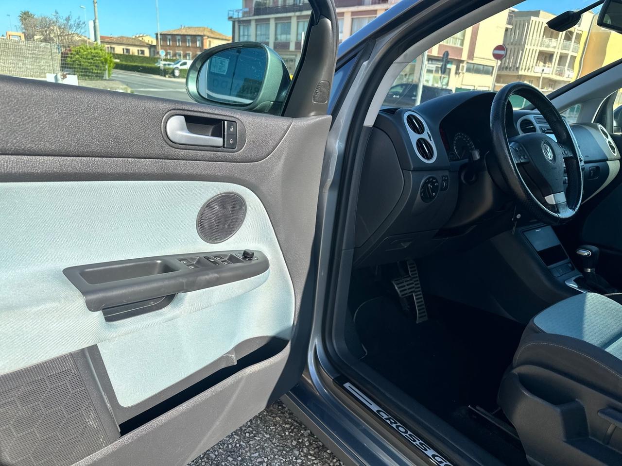 Volkswagen Golf Plus Cross 1.4 16V TSI DSG 140cv