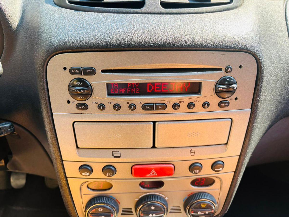 Alfa Romeo 147 1.9 JTD 120cv 5 porte Distinctive
