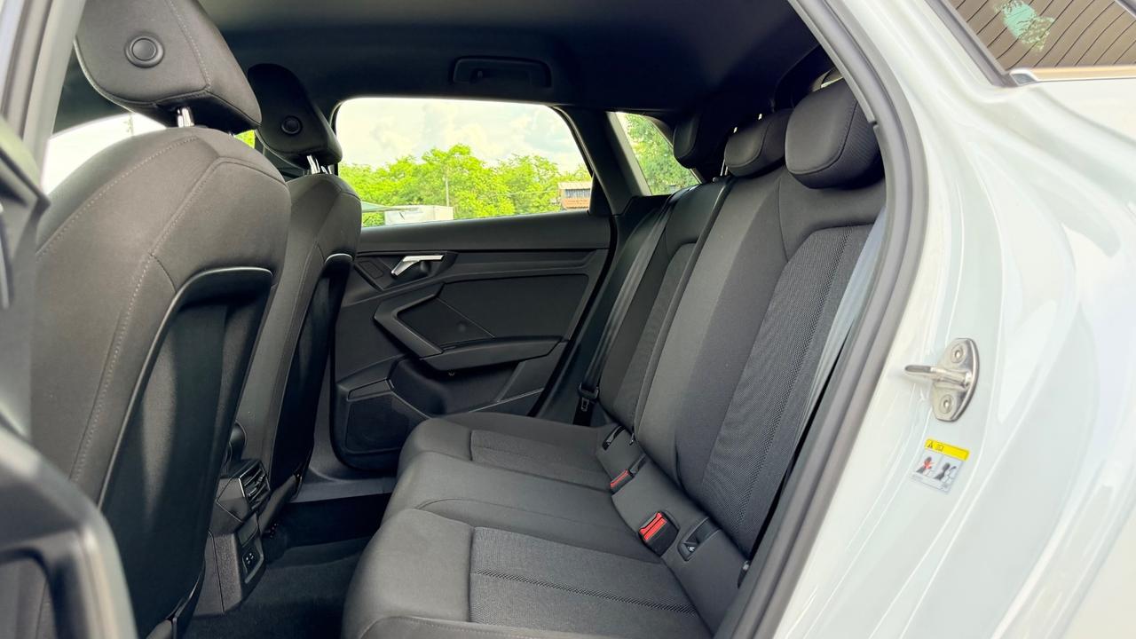 Audi A3 SPB 35 TDI S tronic 150cv in garanzia