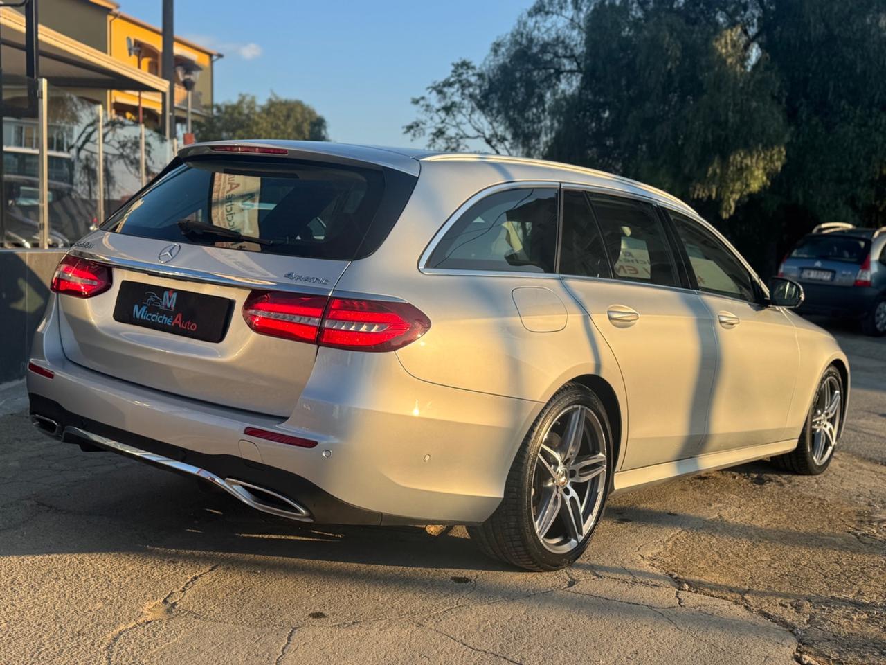 MERCEDES E 220D 194 CV PREMIUM PLUS 4MATIC SOLO 39000 KM