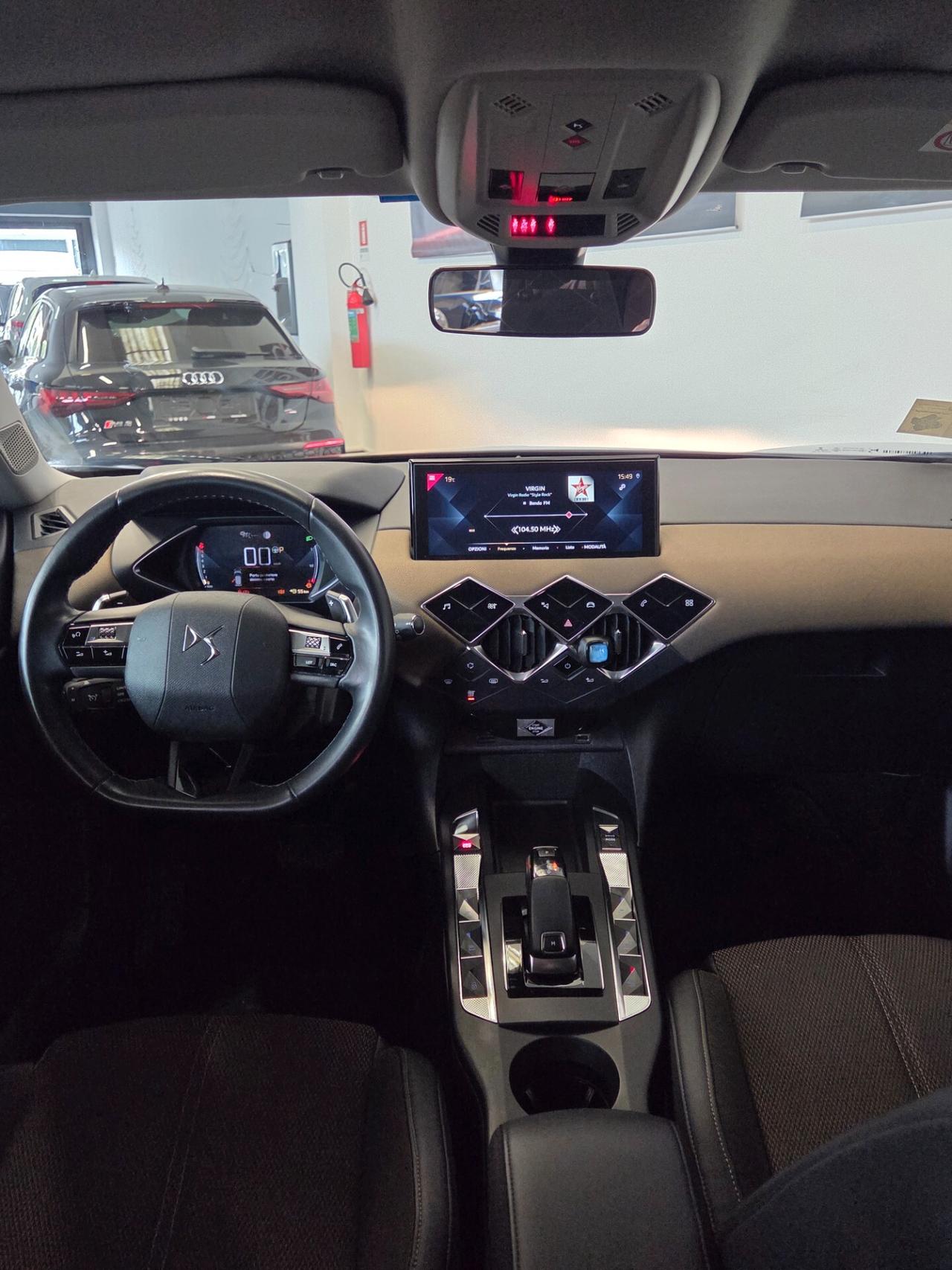 Ds DS3 3 Crossback PureTech 130 aut. Performance Line