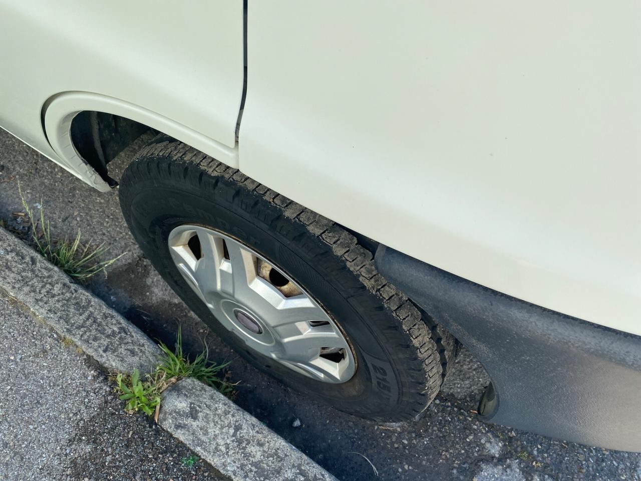 Autoroller con servosterzo e manzardato !