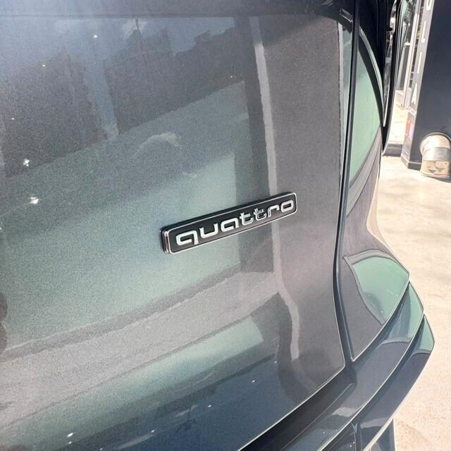 Audi Q3 SPB quattro S-line 193cv KM ZERO