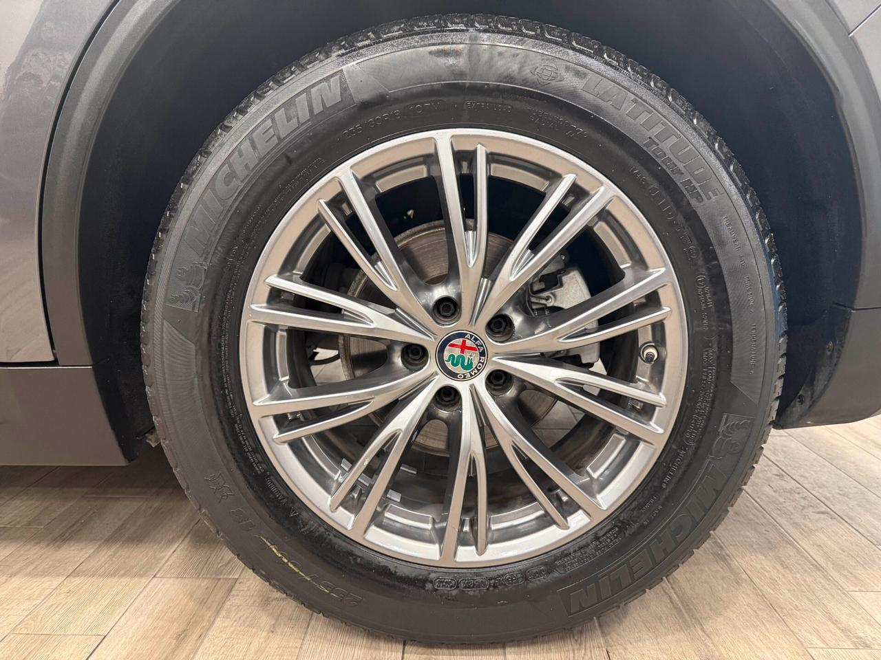 Alfa Romeo Stelvio 2.2 Turbodiesel 180 CV AT8 RWD Executive