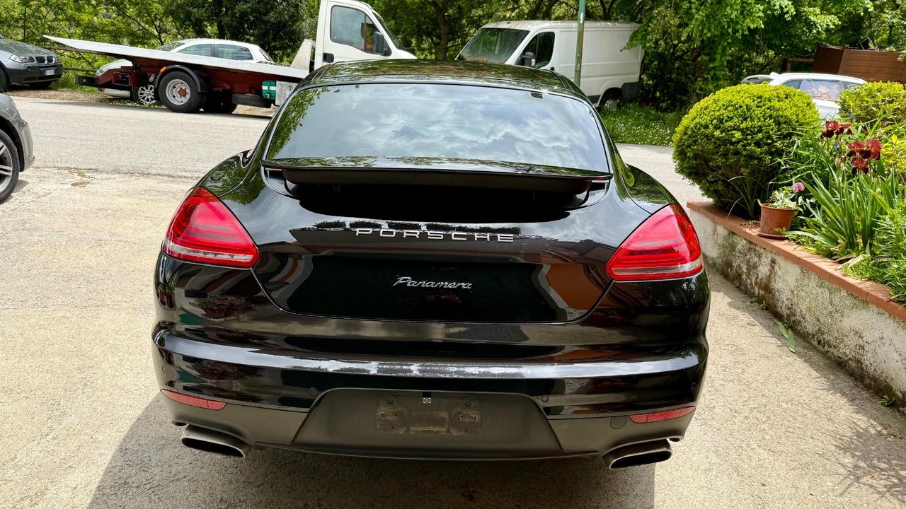 Porsche Panamera 3.0 Diesel 250cv