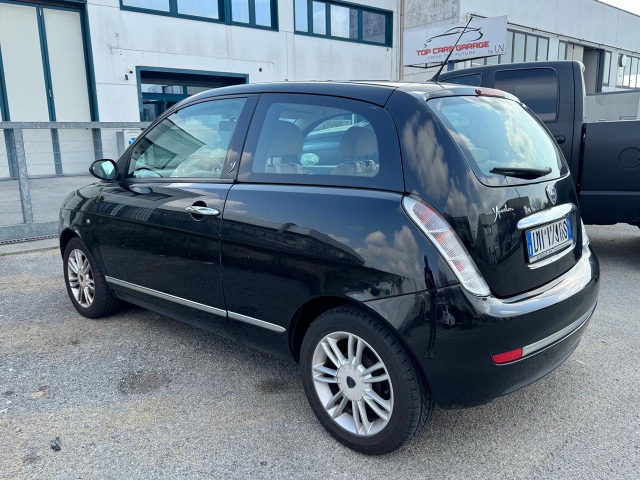 Lancia Ypsilon 1.4 NEOPAT. LEGGERE BENE