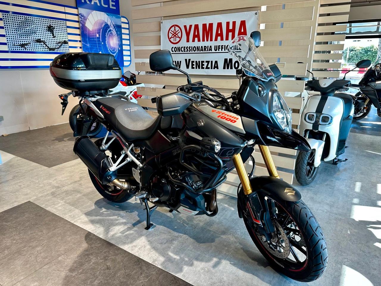 Suzuki V Strom DL 1000 - 2016