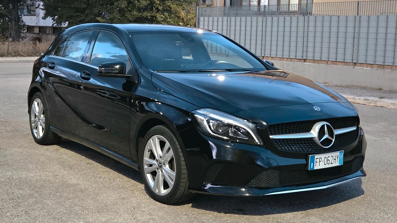 Mercedes-benz A 180 d Premium