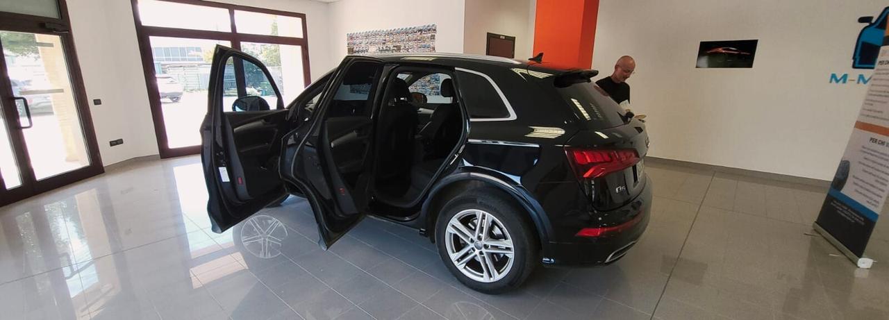 BELLISSIMA AUDI Q5 40 TDI S-LINE PLUS QUATTRO 190CV S-TRONIC-TENUTA CON MOLTISSIMA CURA-PERFETTA IN TUTTO-COME NUOVA-GARANZIA UFFICIALE AUDI FINO AL 10/2026 PIÙ GARANZIA M-M MOTORS FINO AD OTTOBRE 2027.