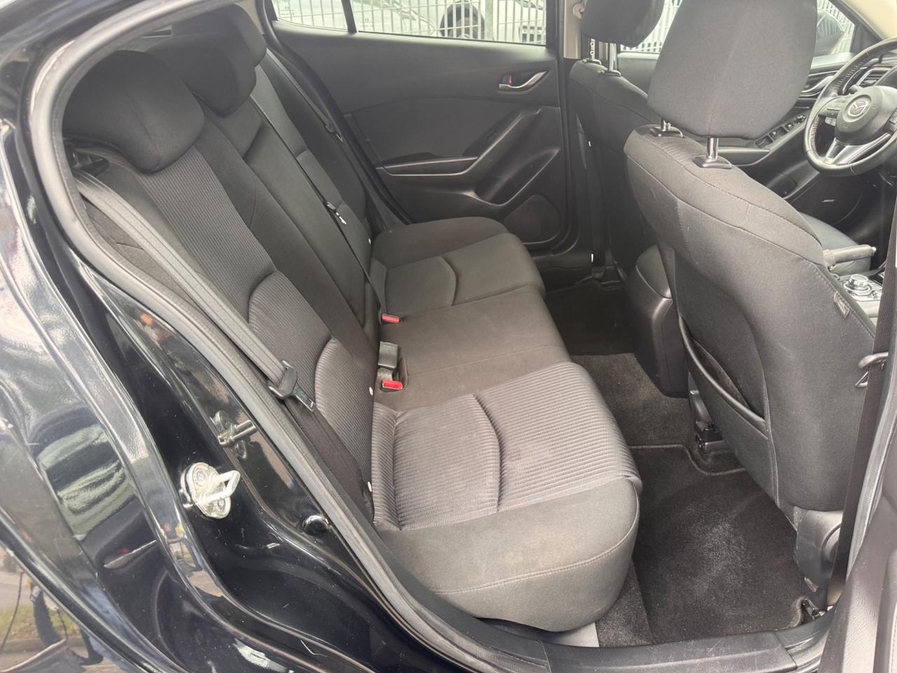 Mazda 3 1.5 Skyactiv-D Exceed garanzia 12 mesi